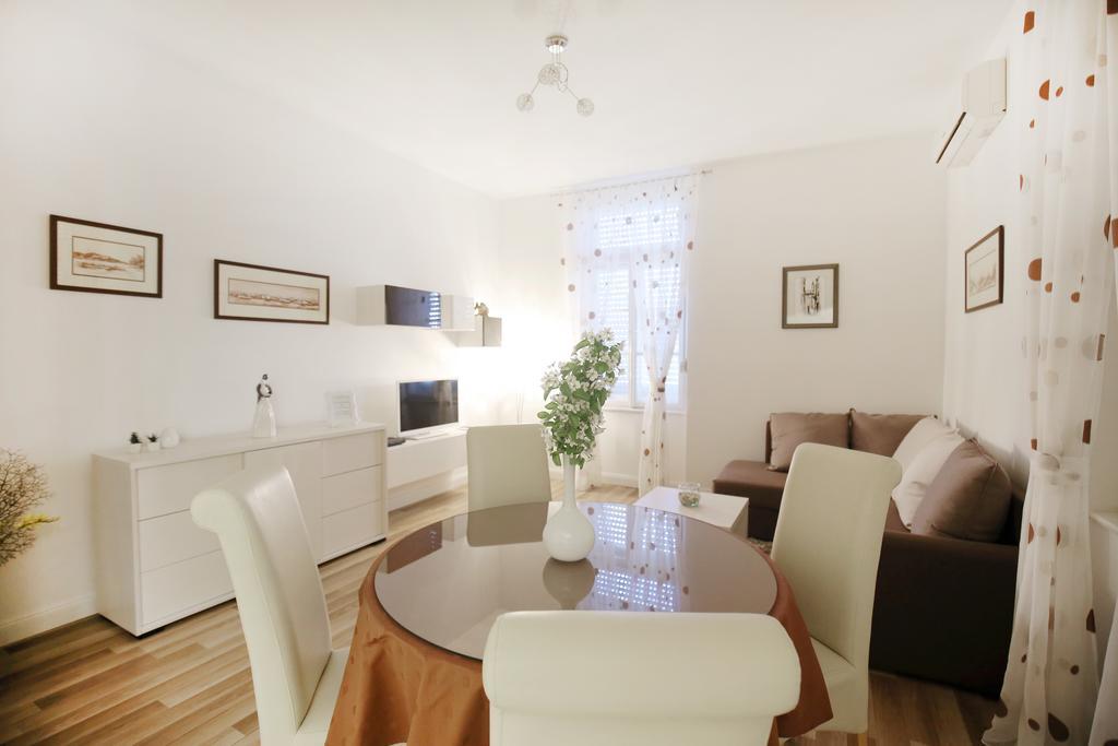 Bay View Apartment Zadar Exteriör bild